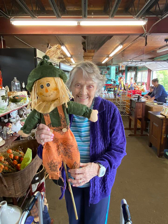 outing shop scarecrow